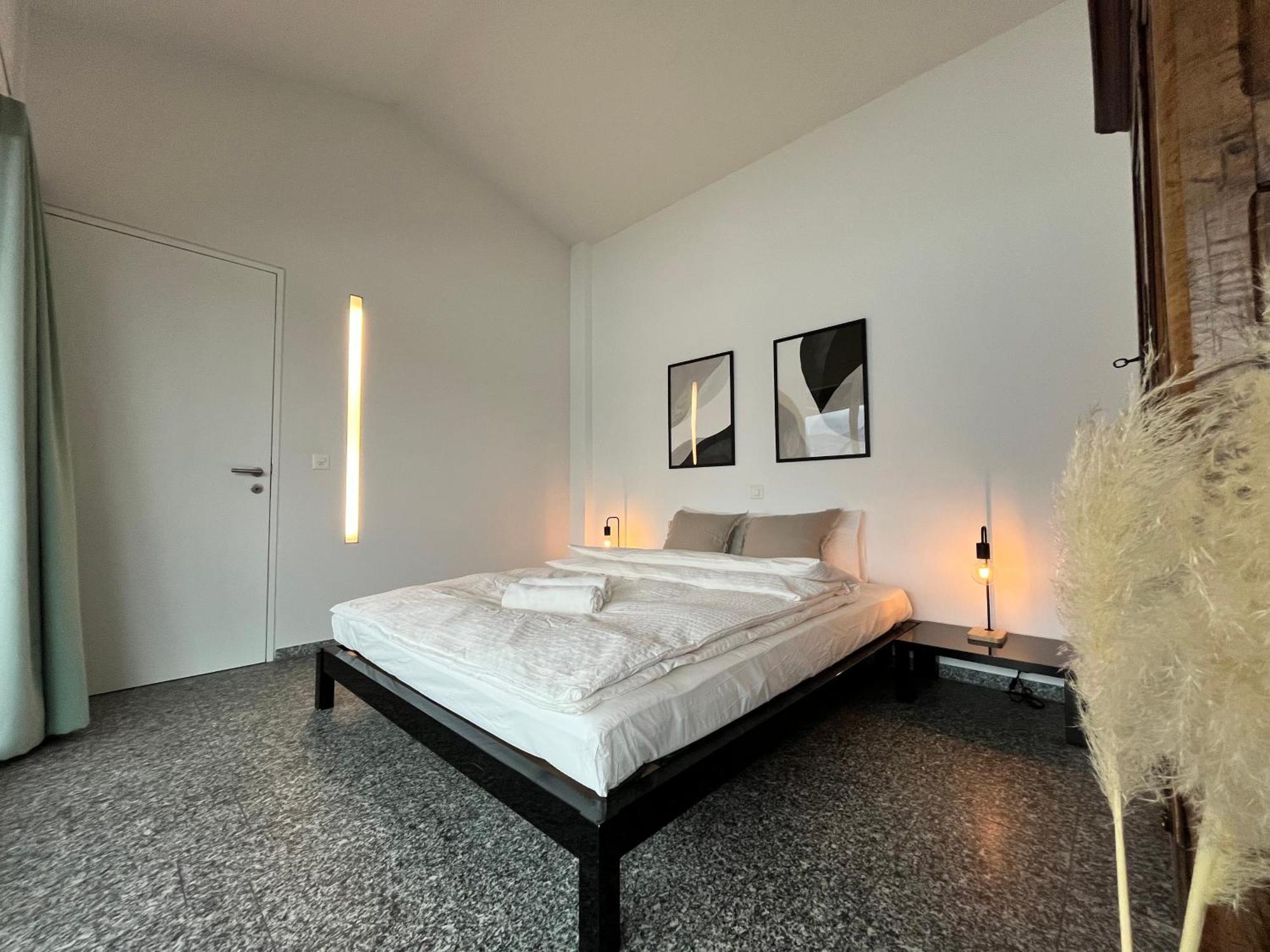 Wohnung Mit Grossartiger Seesicht Und Balkon Spiez Exterior foto
