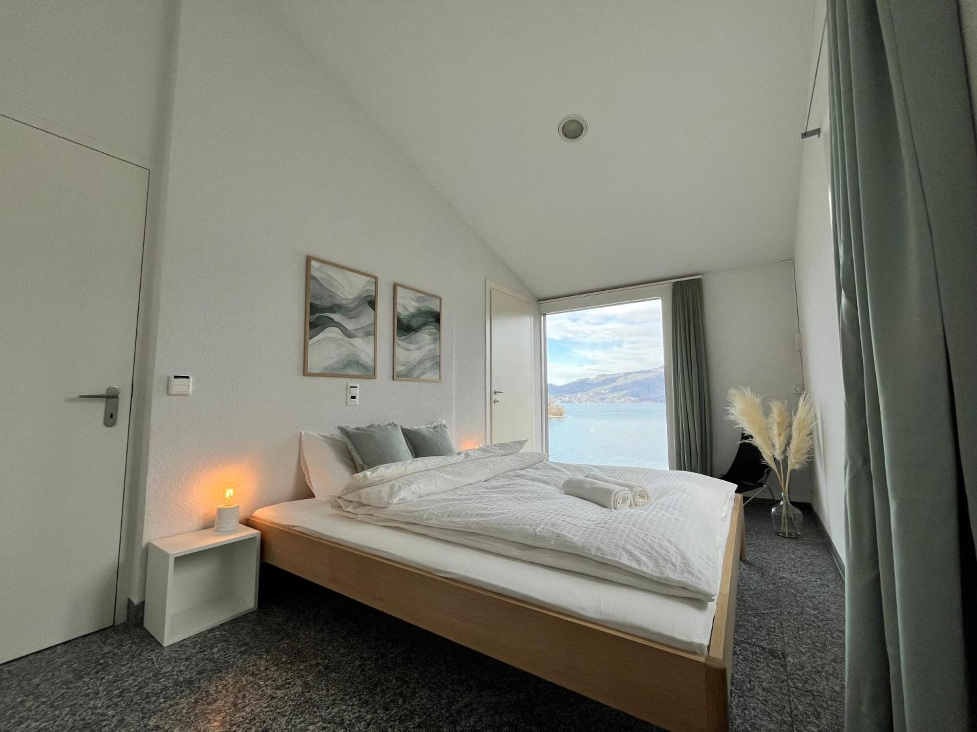 Wohnung Mit Grossartiger Seesicht Und Balkon Spiez Exterior foto